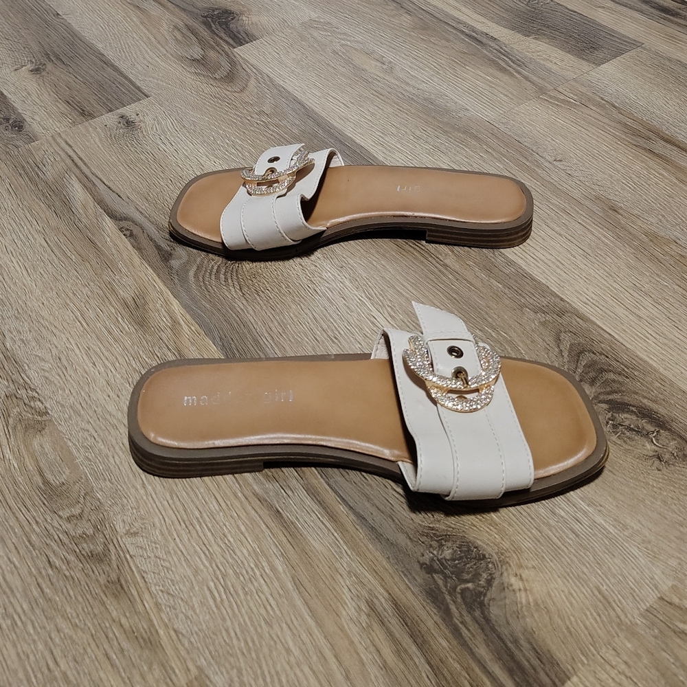 Ladies Size 6.5 Madden Girl Beachy Y2K Style Bling Slides
